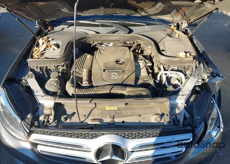 2017 Mercedes-Benz Glc 300 z USA, uszkodzony, nr VIN WDC0G4JB2HV009505